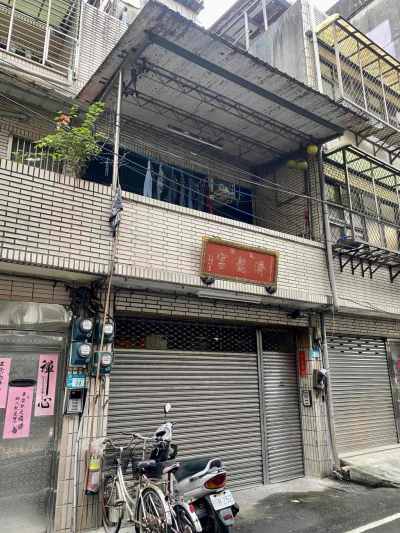 4/30 2363萬【三民路二段居仁巷透天厝】土地24.5坪,新北市板橋區透天法拍