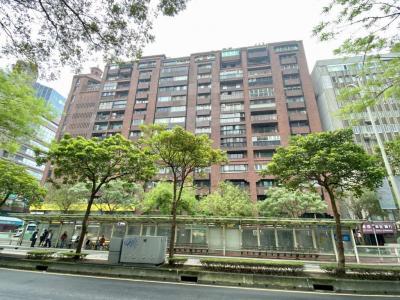 4/22  5054.8萬【甲第名宮】捷運信義安和站,台北市大安區辦公商業大樓法拍